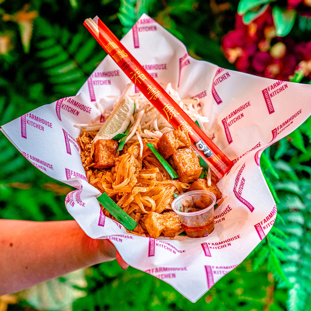 Pad thai with tofu
